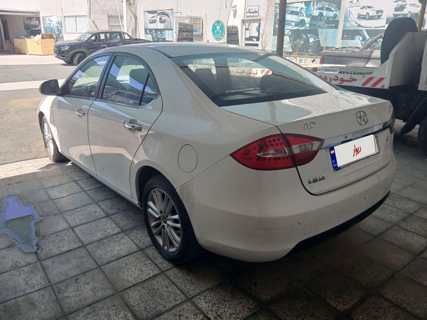 جک J5 اتوماتیک - 1396