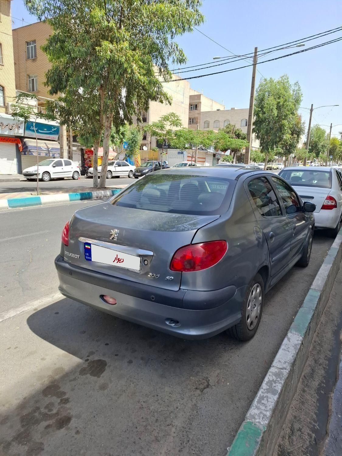 پژو ۲۰۶ صندوق دار v8 - 1395
