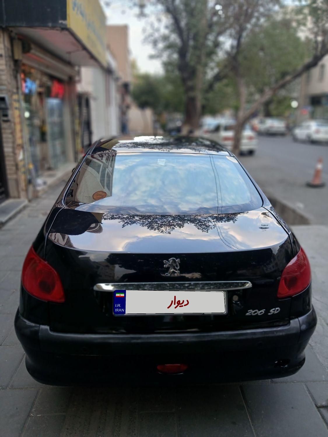 پژو ۲۰۶ صندوق دار v8 - 1396