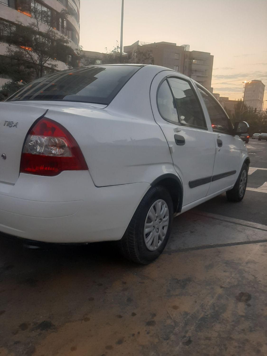 تیبا صندوق دار SX - 1393