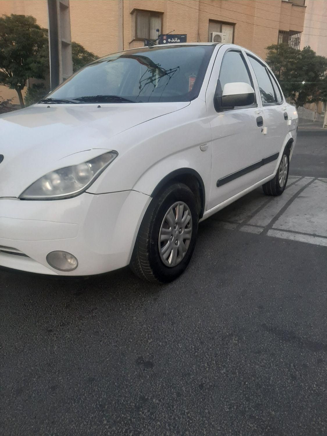 تیبا صندوق دار SX - 1393