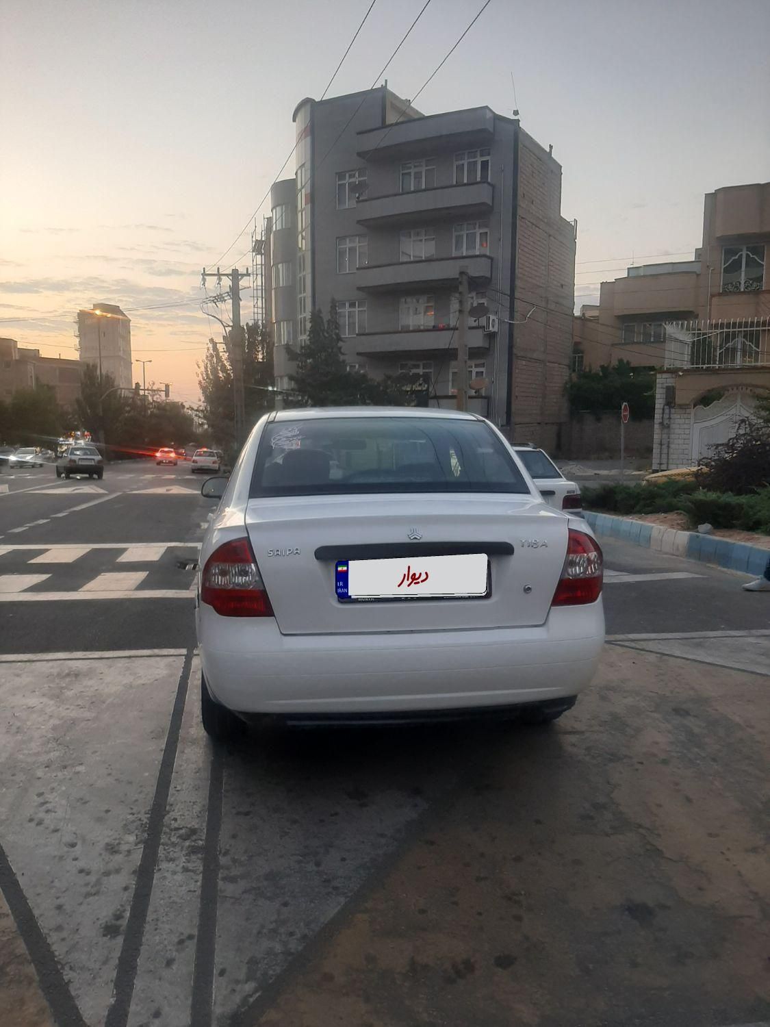 تیبا صندوق دار SX - 1393