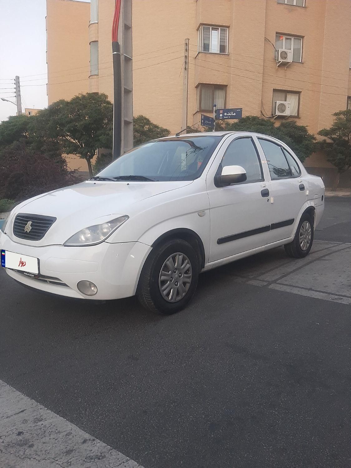 تیبا صندوق دار SX - 1393
