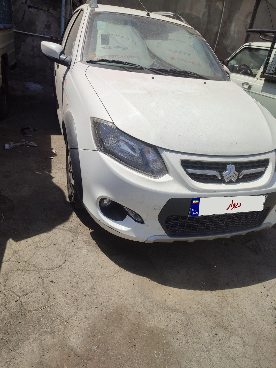 خودرو کوییک، معمولی آگهی ann_19573337