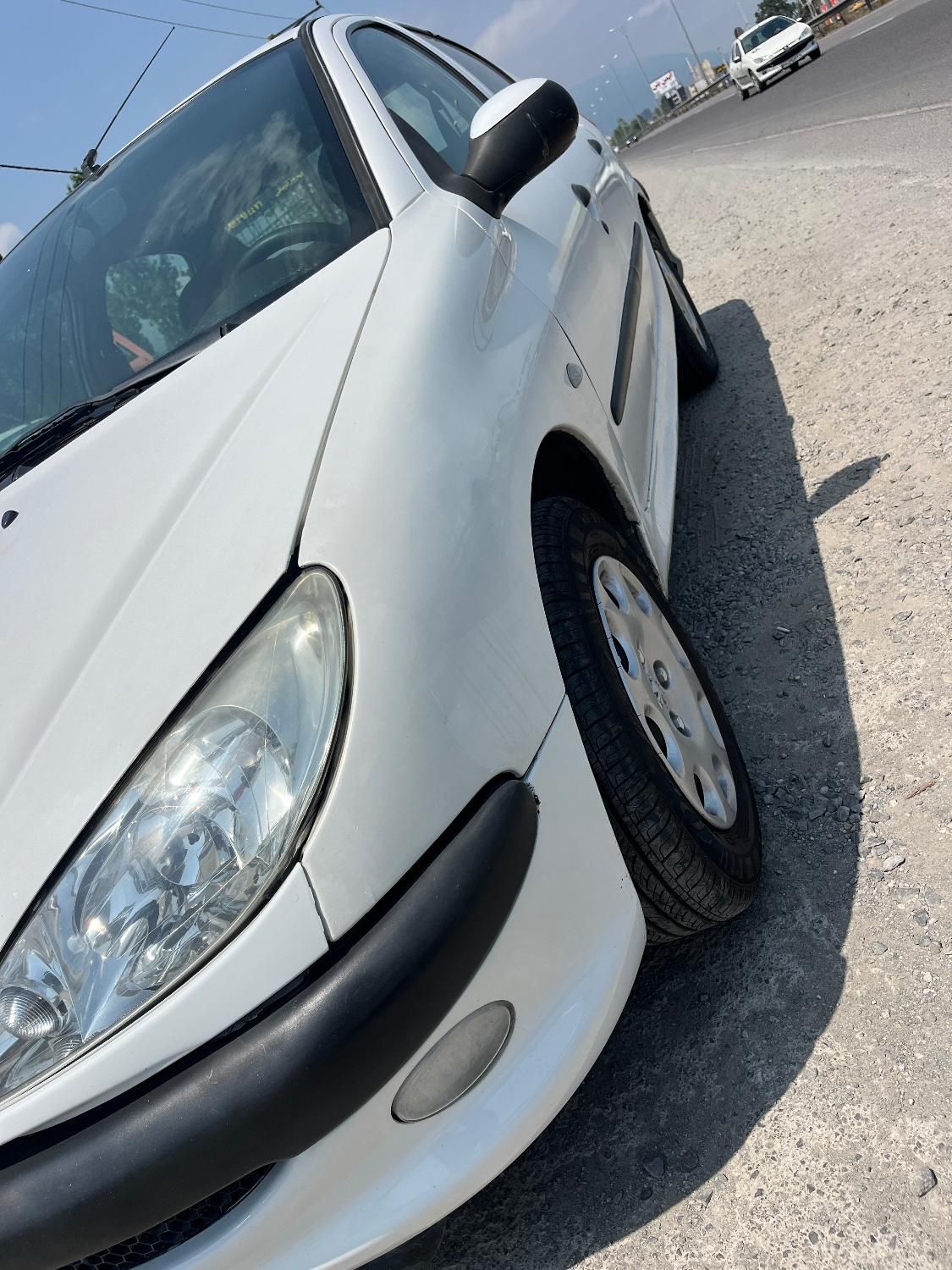 پژو ۲۰۶ صندوق دار v8 - 1390