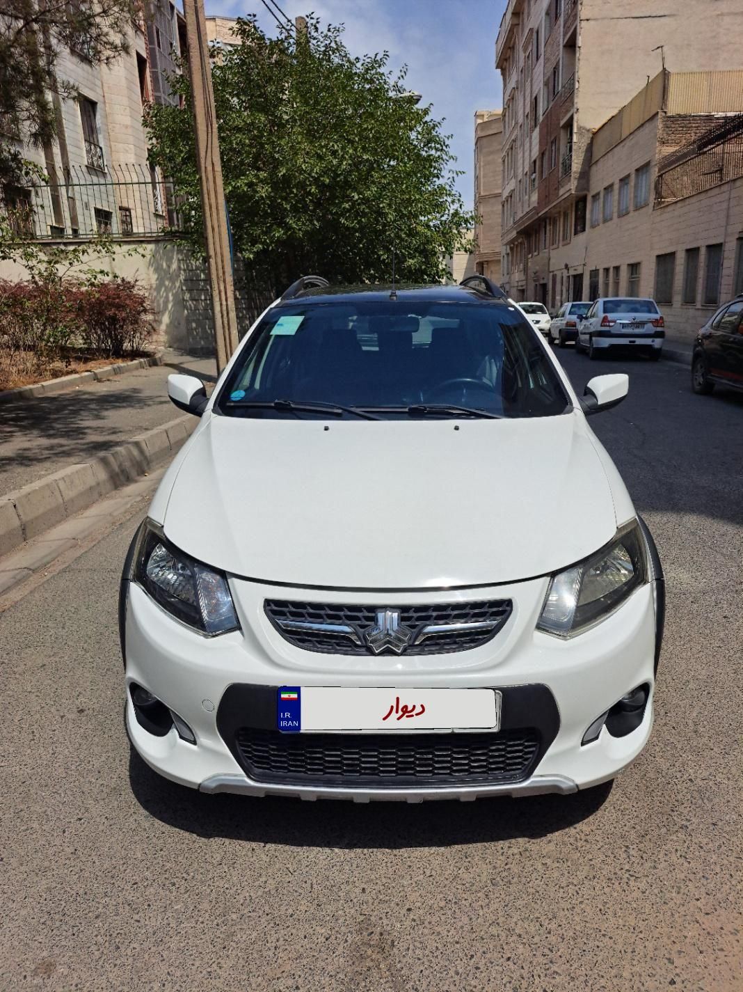خودرو کوییک، R آگهی ann_19573542