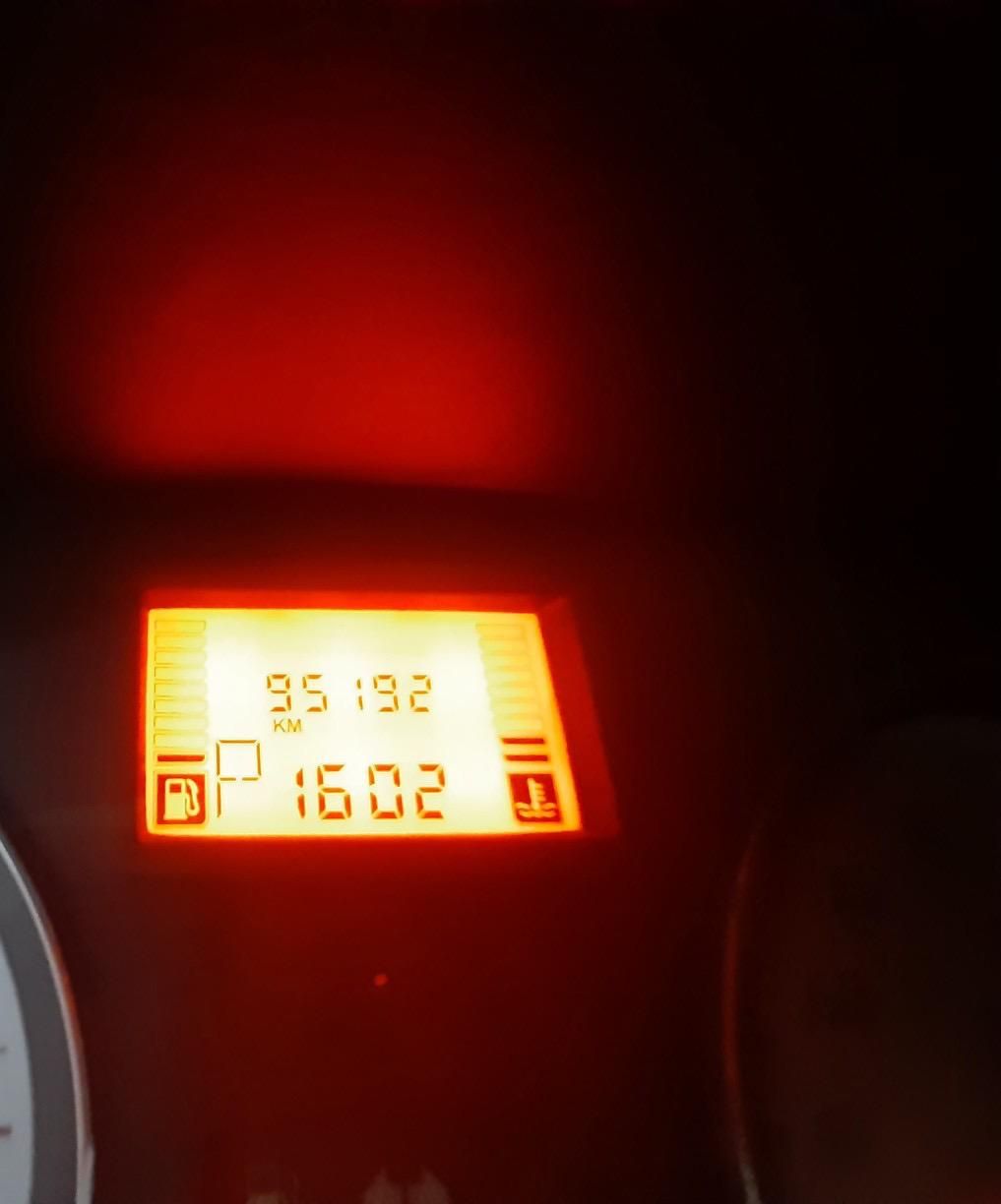 رنو تندر 90 پلاس اتوماتیک - 1396
