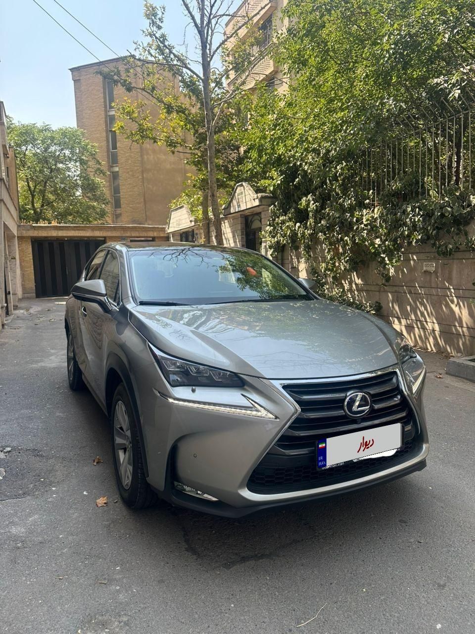 خودرو لکسوس، NX هیبرید آگهی ann_19573787