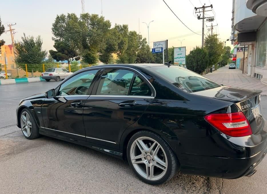 بنز C 200 - 2012