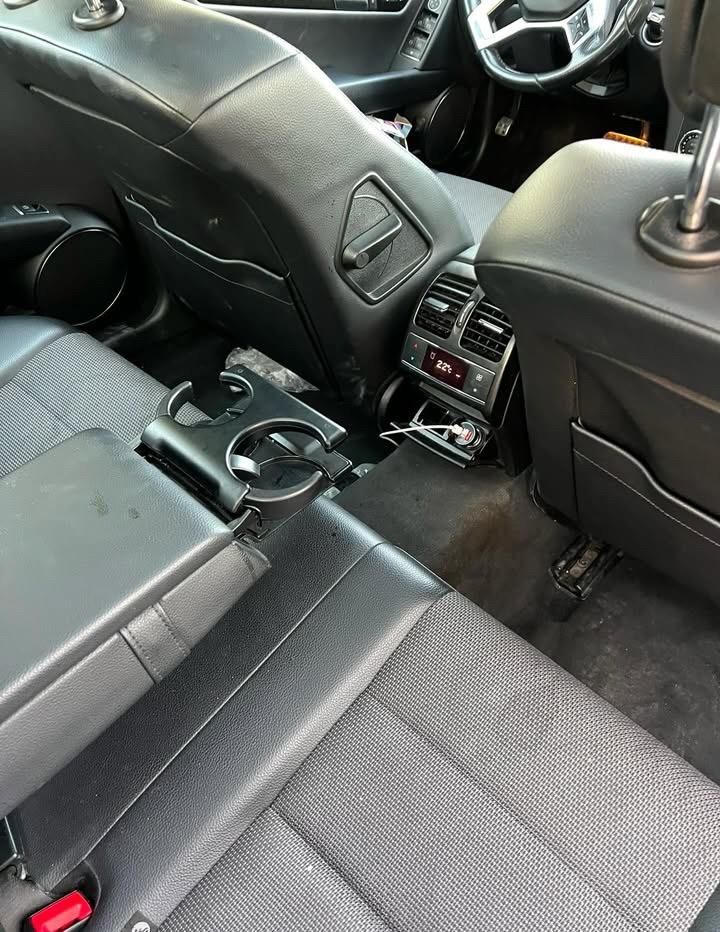بنز C 200 - 2012