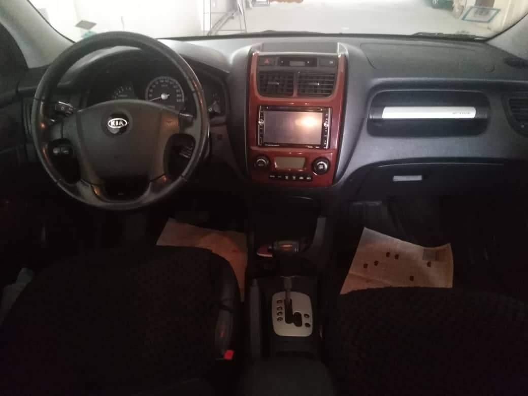 کیا اسپورتیج 6 سیلندر 2700cc - 2010