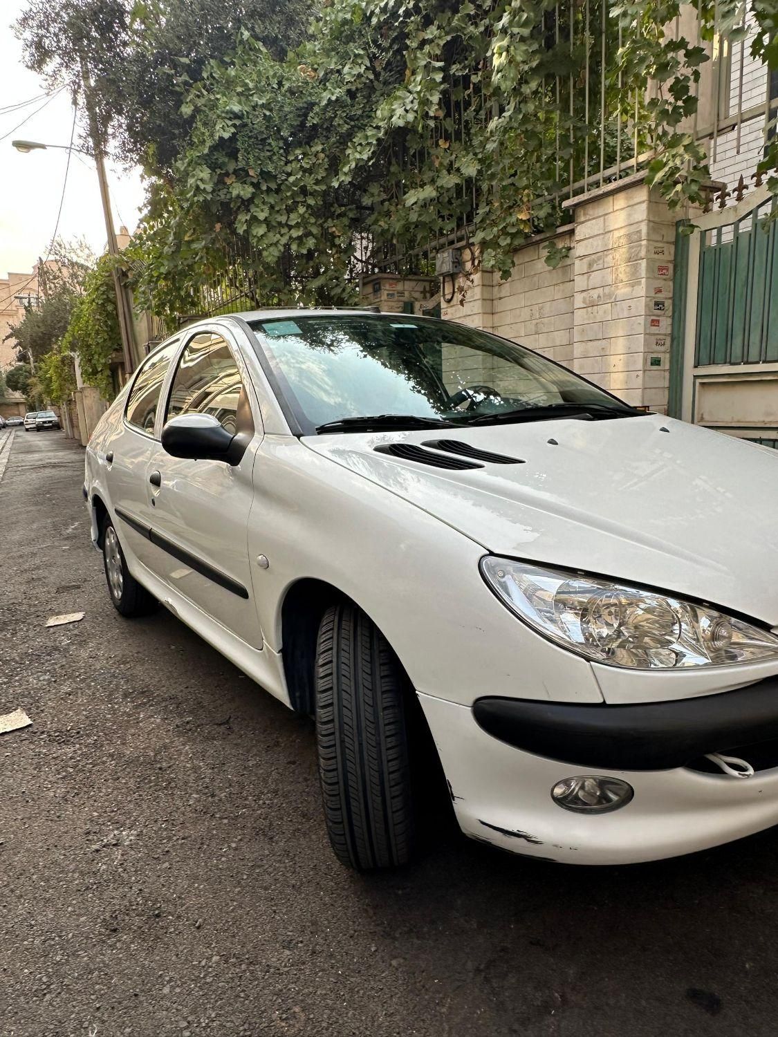 پژو ۲۰۶ صندوق دار v8 - 1394