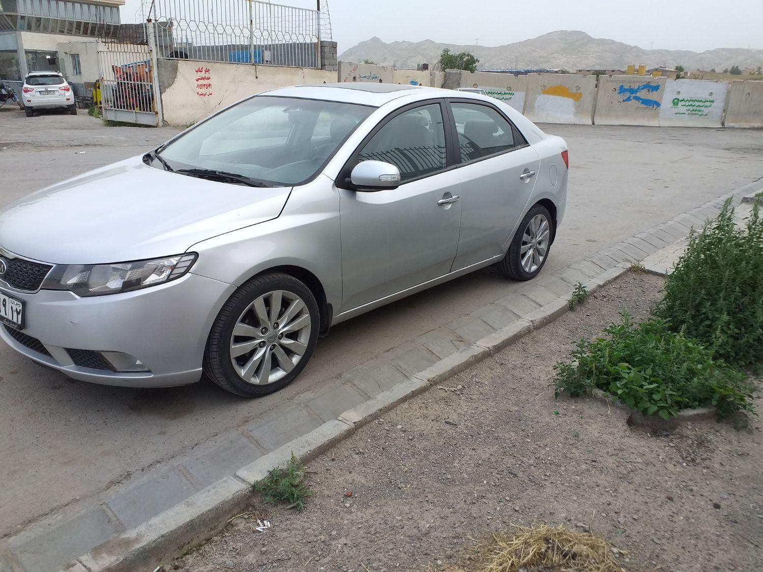 کیا سراتو 1.6 لیتر اتوماتیک - 2012