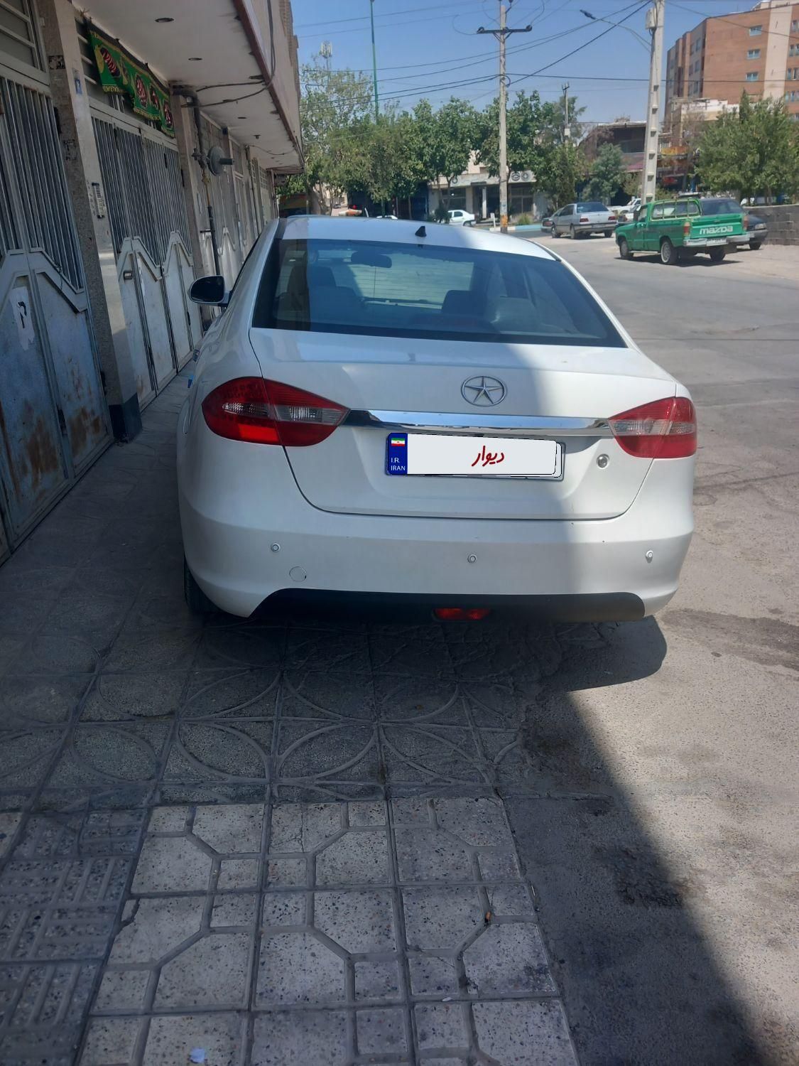 خودرو جک، J5 آگهی ann_19574104
