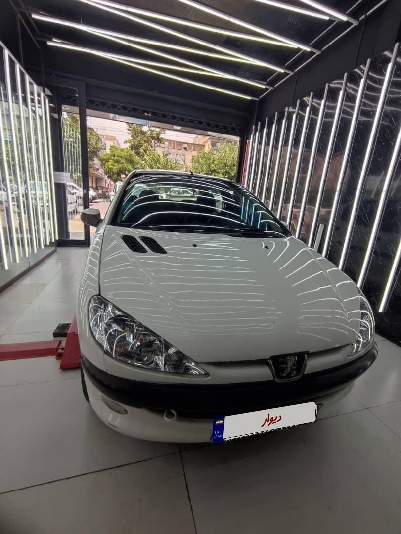 پژو ۲۰۶ صندوق دار v8 - 1391