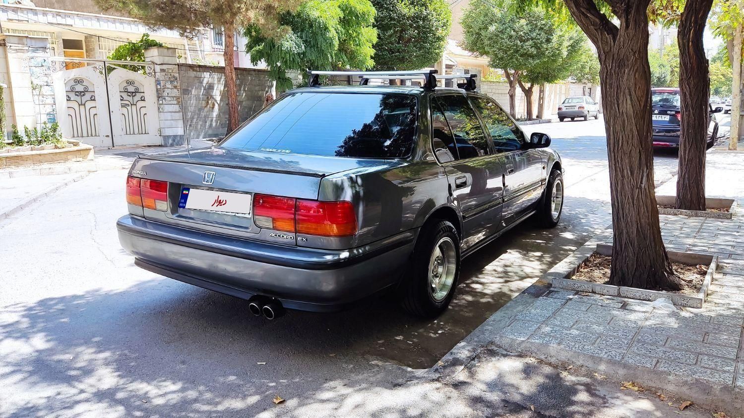 هوندا آکورد EX-B - 1993