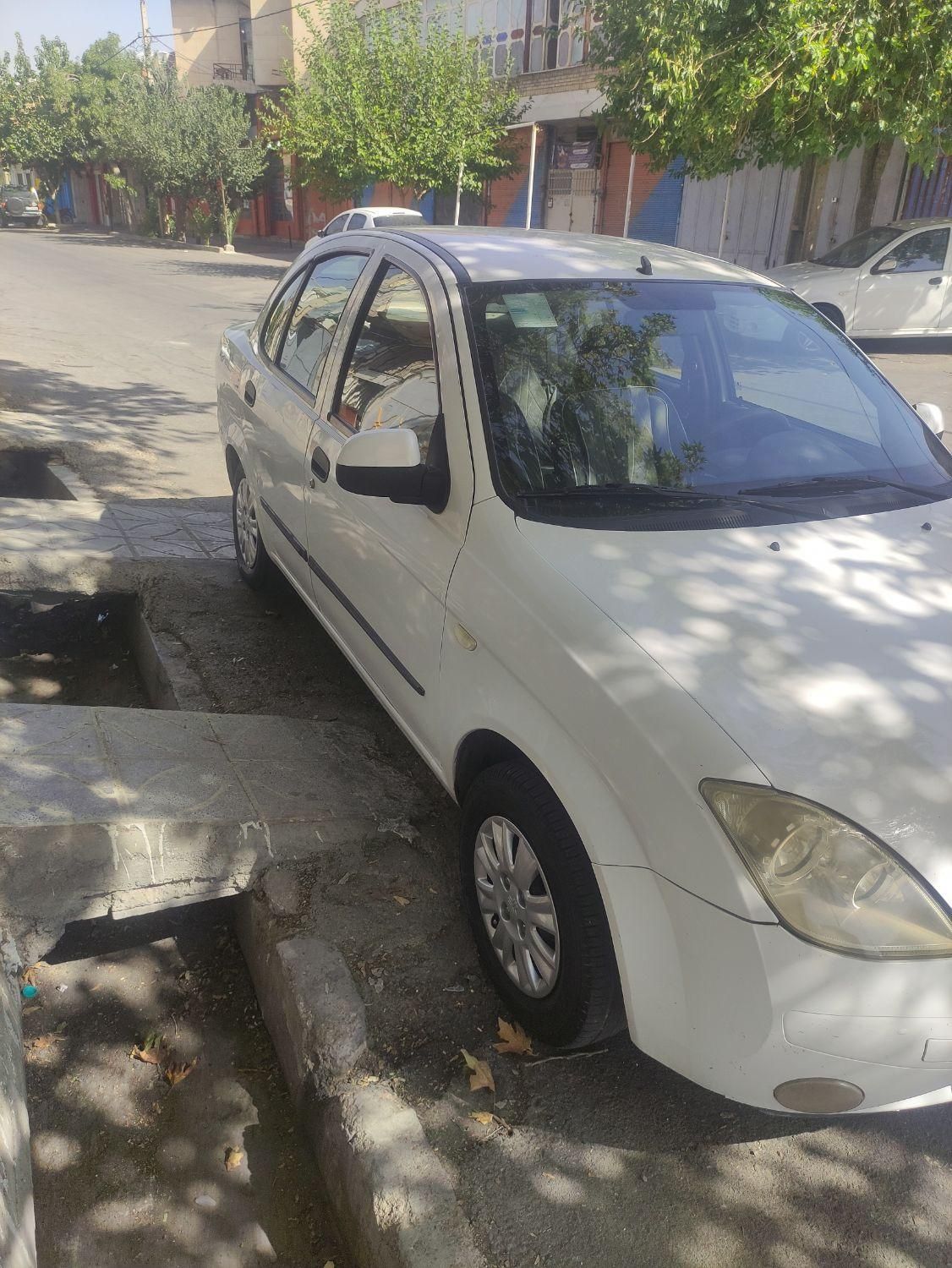 تیبا صندوق دار SX - 1397