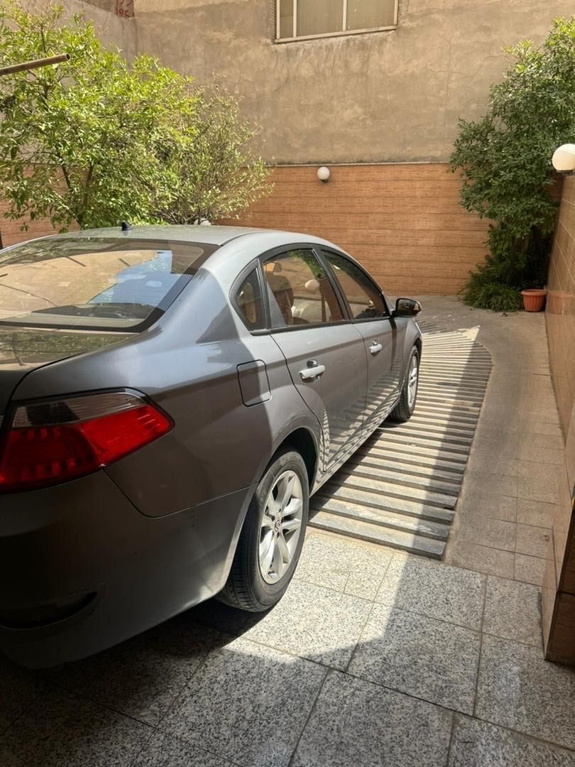 خودرو برلیانس، H330 آگهی ann_19574171