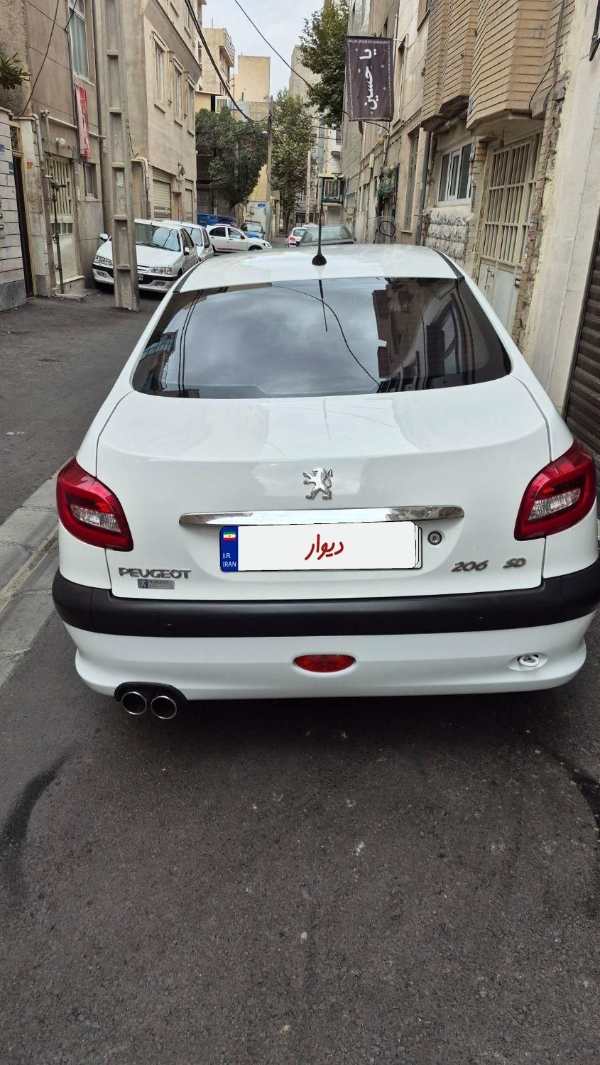 پژو ۲۰۶ صندوق دار v8 - 1393