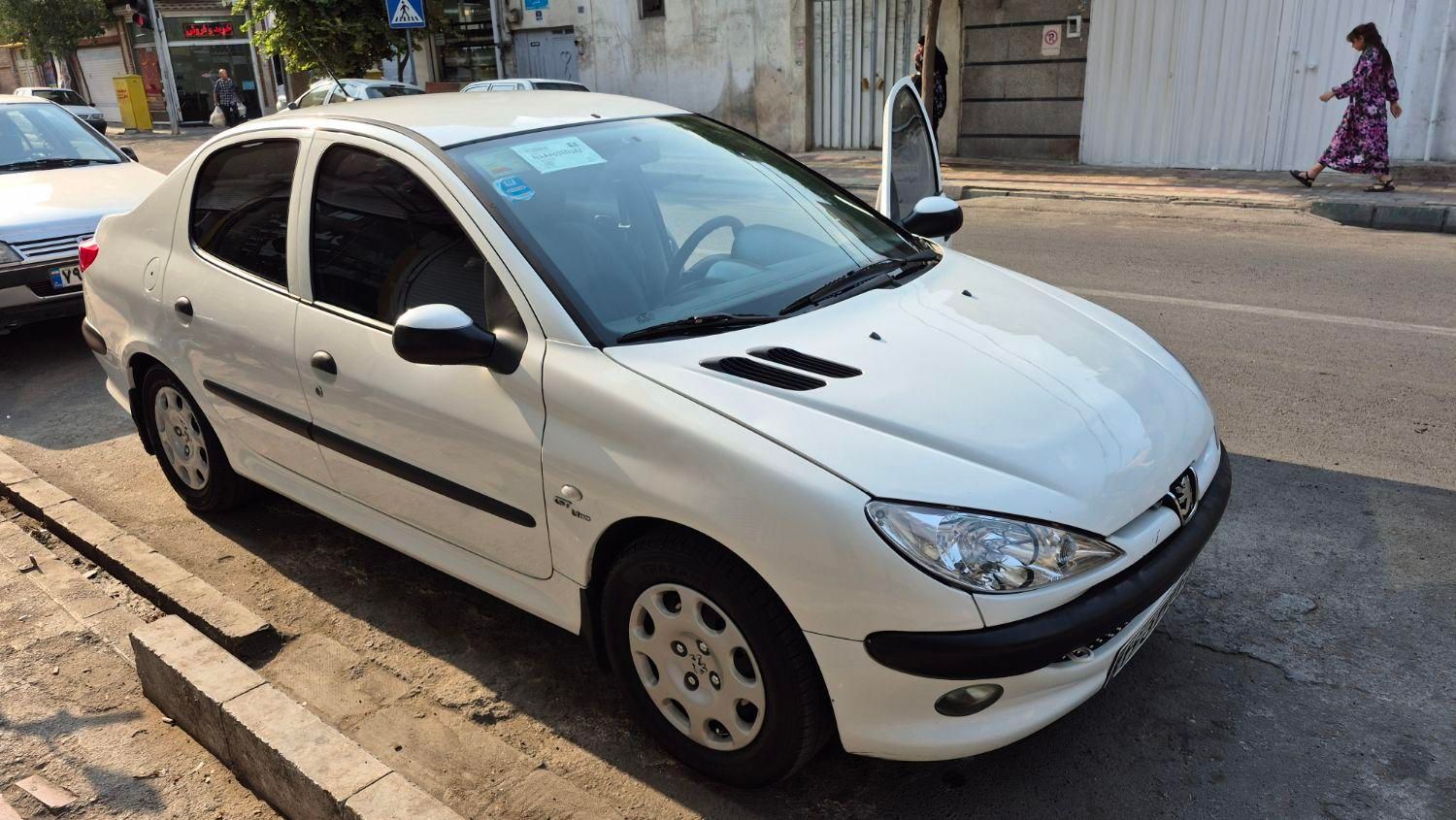 پژو ۲۰۶ صندوق دار v8 - 1393