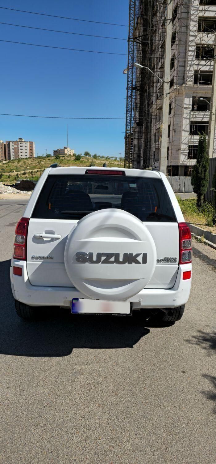 سوزوکی ویتارا ایران خودرو 2400 اتوماتیک - 1396