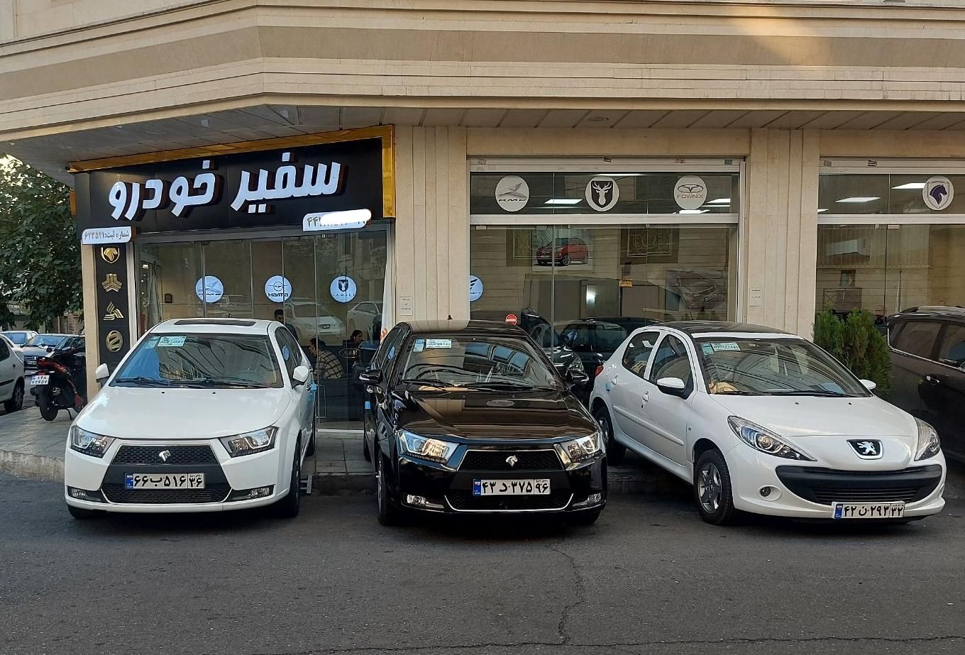 دنا پلاس توربو اتوماتیک - 1404