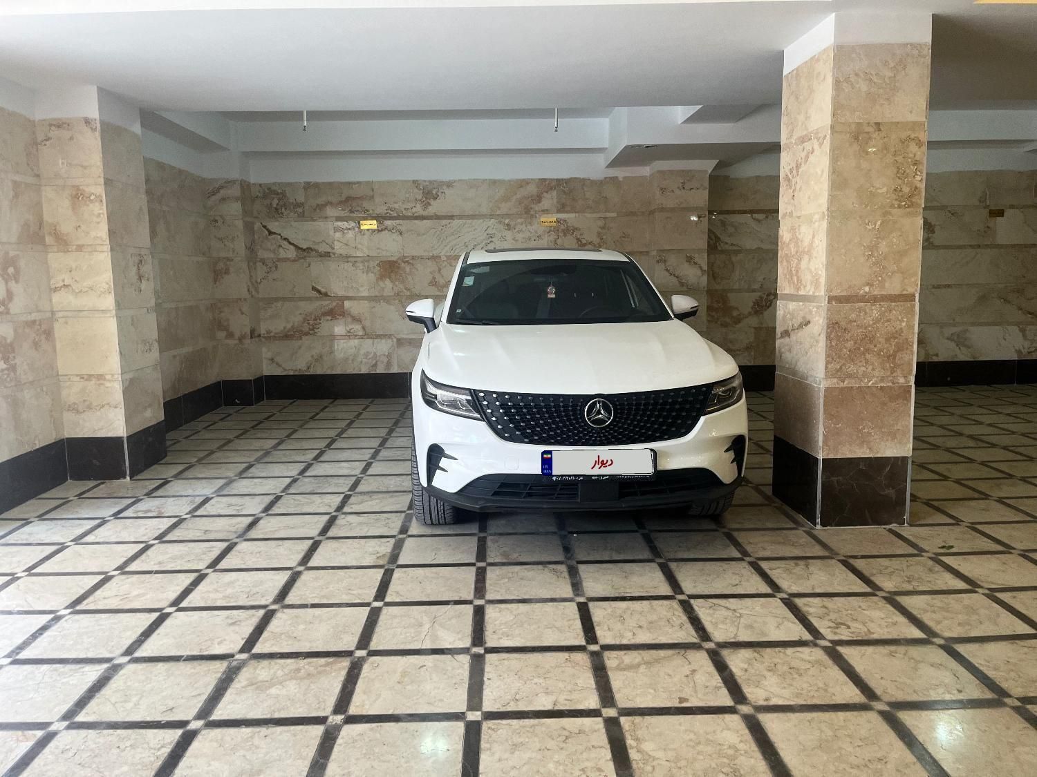 خودرو دیگنیتی، پرستیژ آگهی ann_19574707
