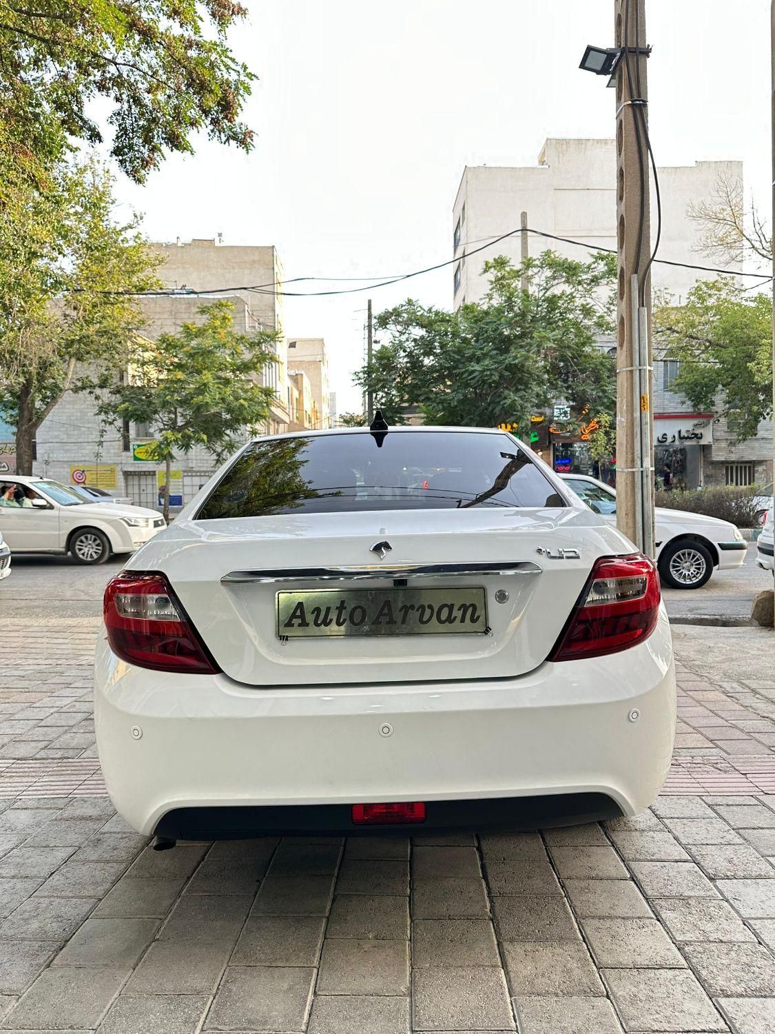 دنا پلاس توربو 6 دنده - 1402