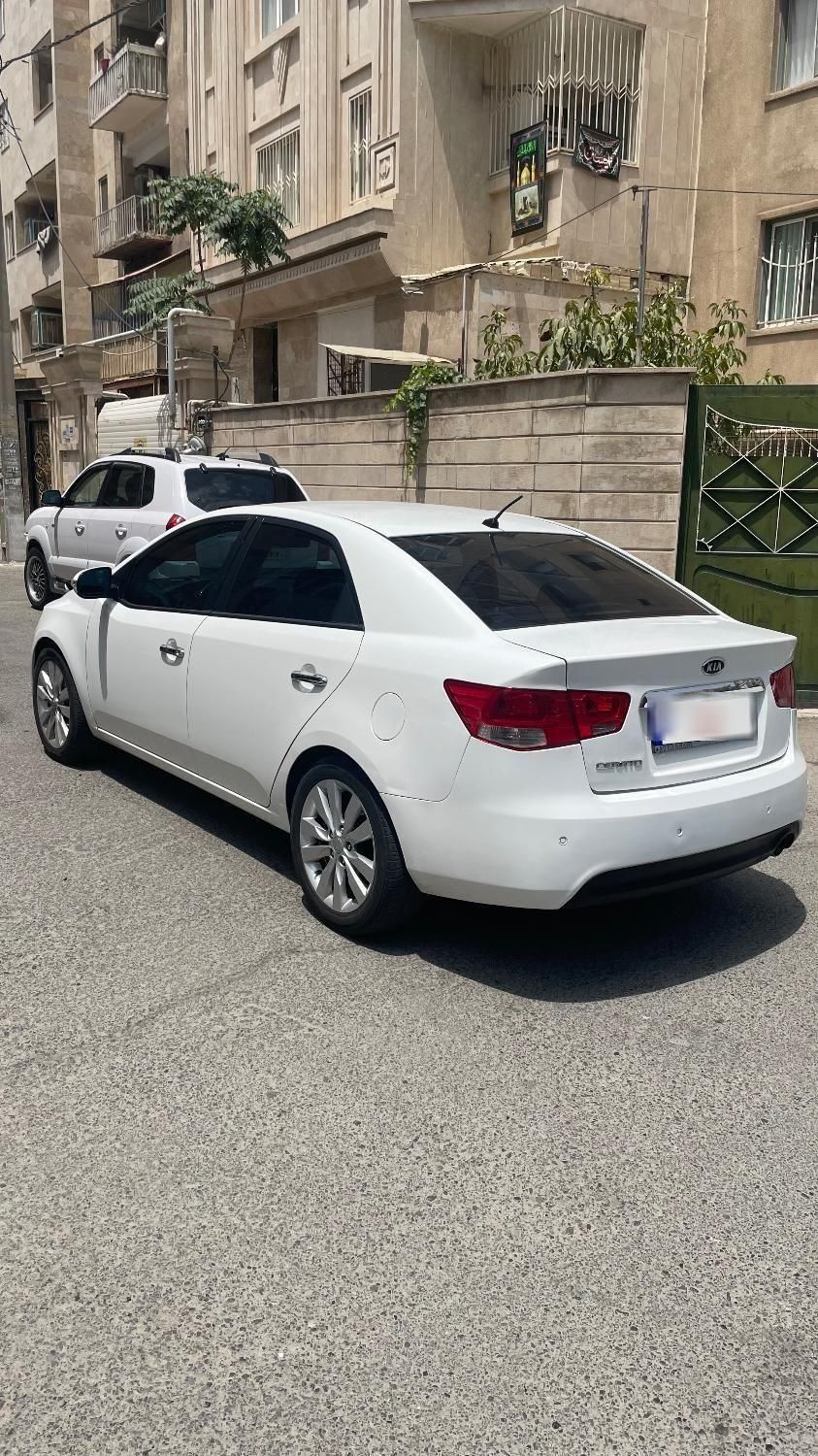 کیا سراتو 2.0 لیتر اتوماتیک GT لاین - 2010