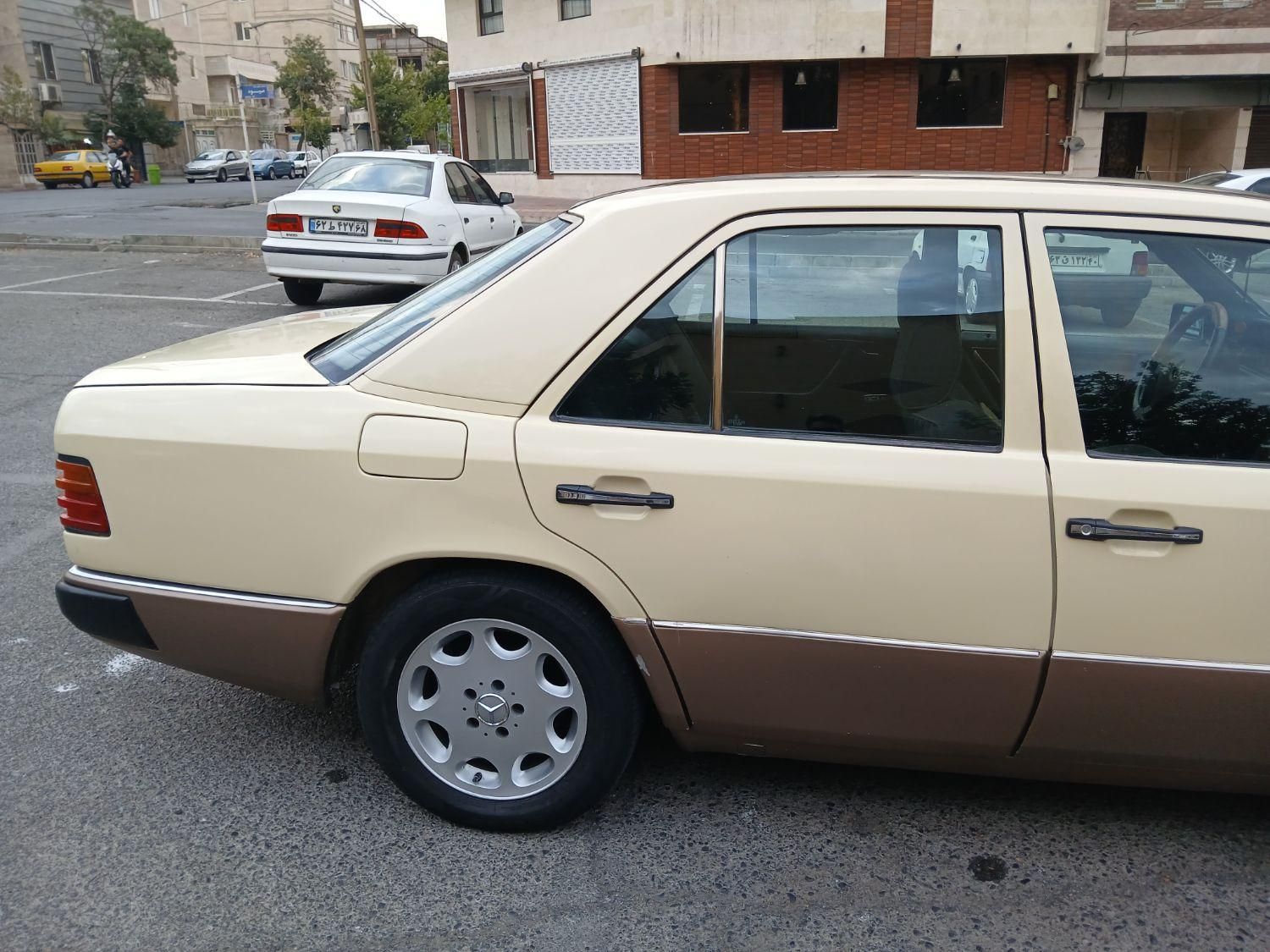 بنز E 230 - 1990