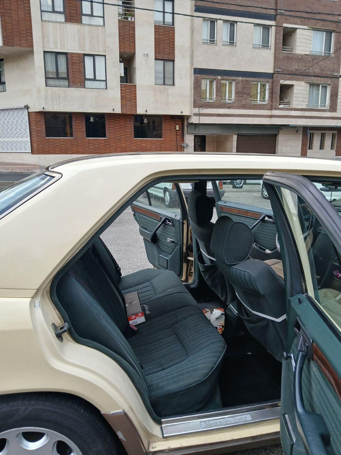 بنز E 230 - 1990