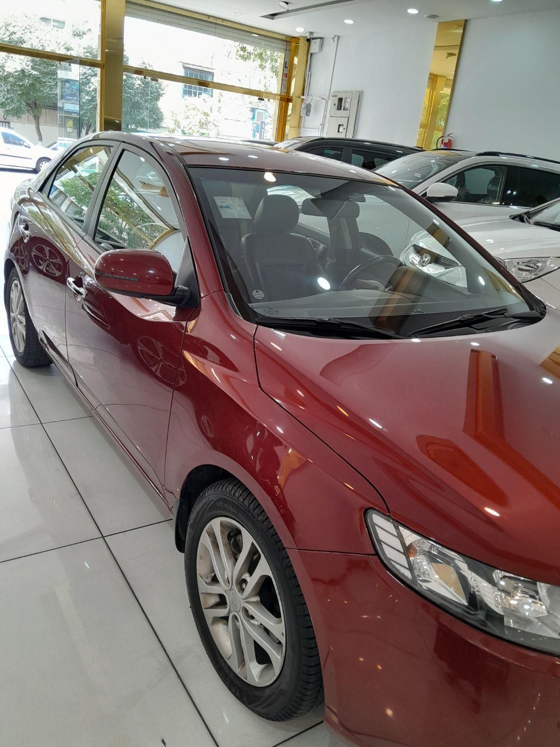 کیا سراتو 2.0 لیتر اتوماتیک GT لاین - 2017