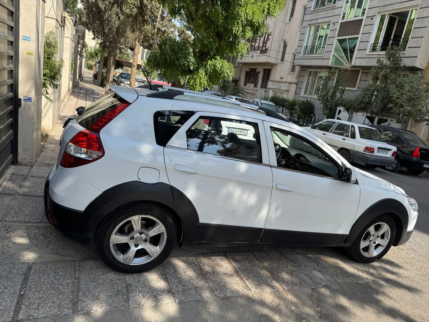 دانگ فنگ H30 کراس اتوماتیک - 1397