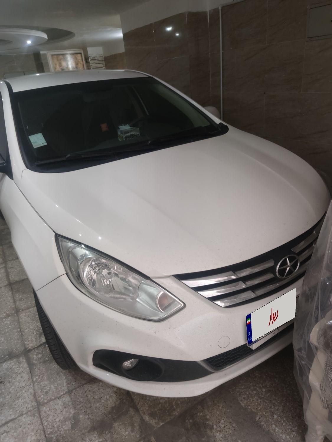 جک J4 اتوماتیک ساده - 1402