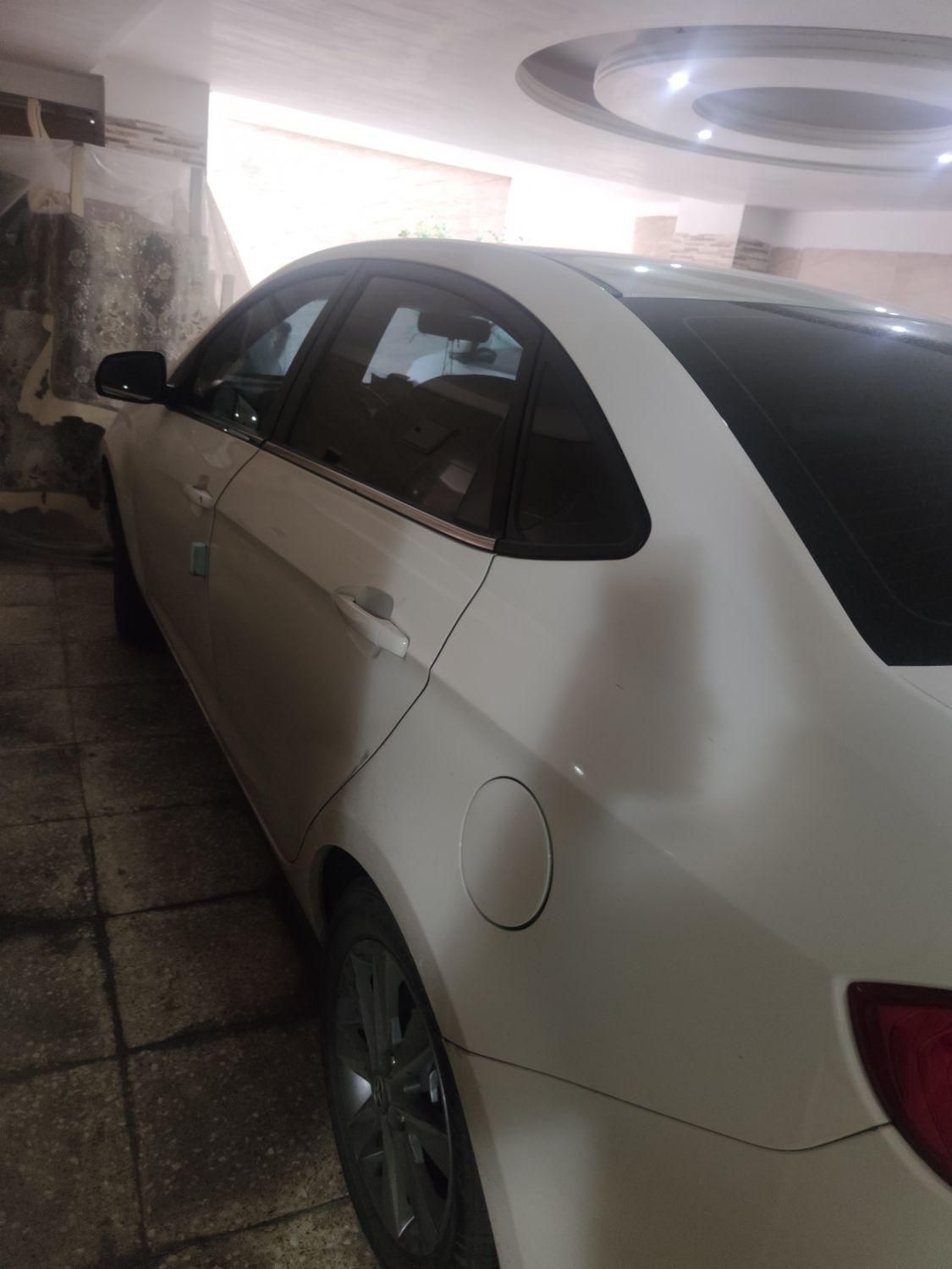 جک J4 اتوماتیک ساده - 1402