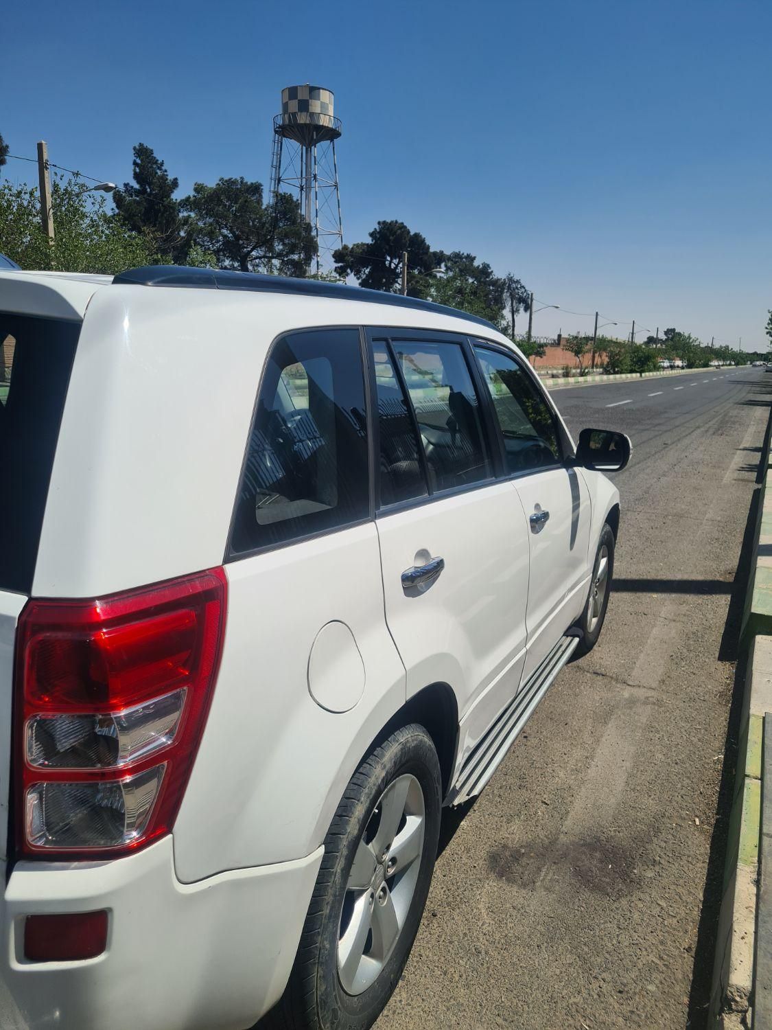 سوزوکی ویتارا ایران خودرو 2400 اتوماتیک - 1390