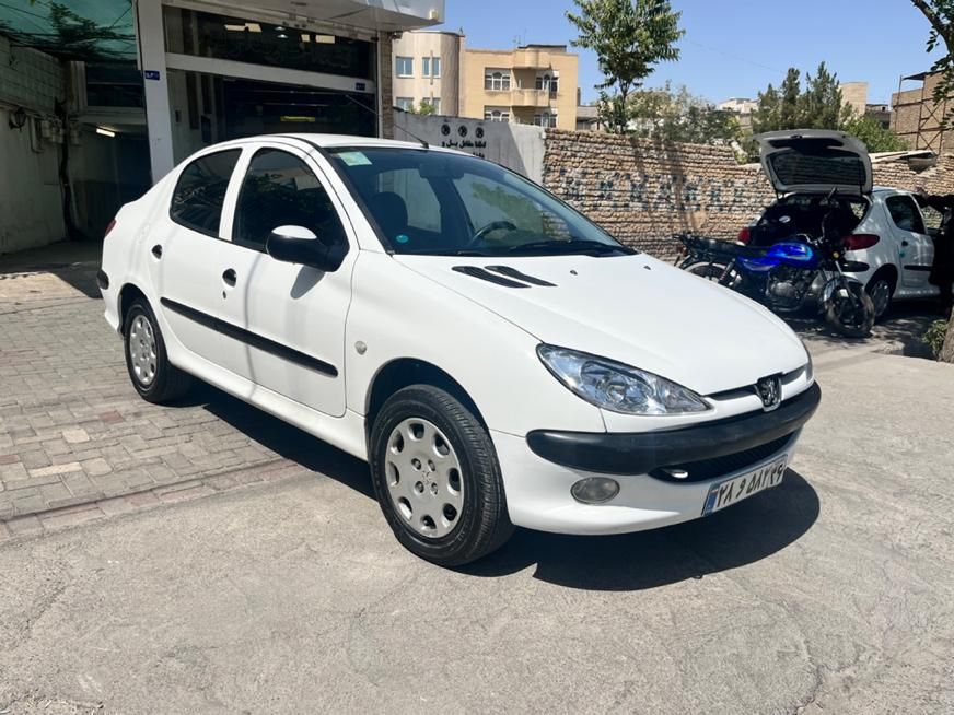 پژو ۲۰۶ صندوق دار v8 - 1399