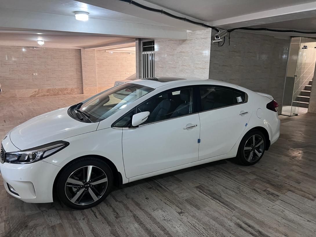 کیا سراتو 2.0 لیتر اتوماتیک GT لاین - 2017