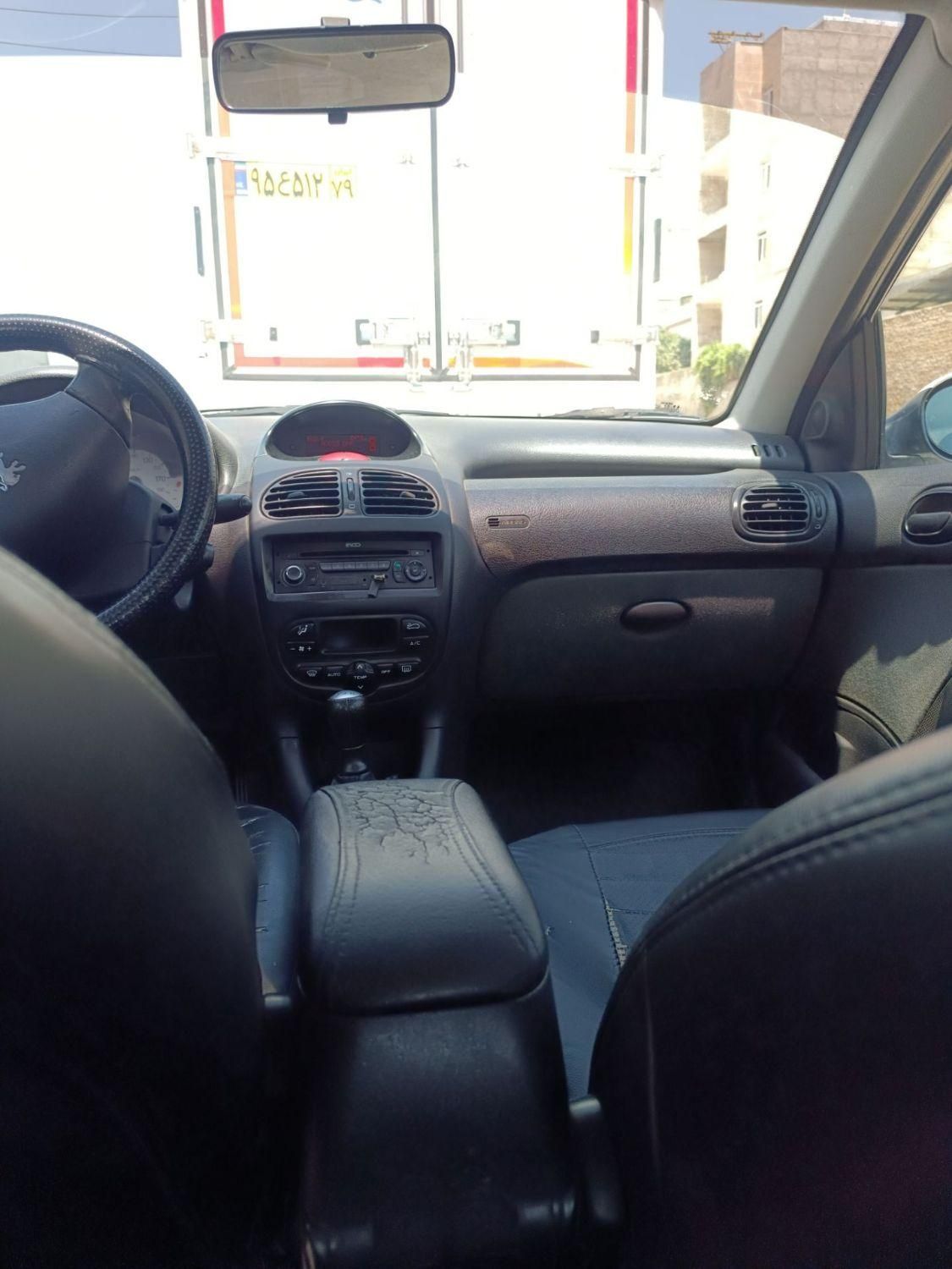 پژو ۲۰۶ صندوق دار v8 - 1395