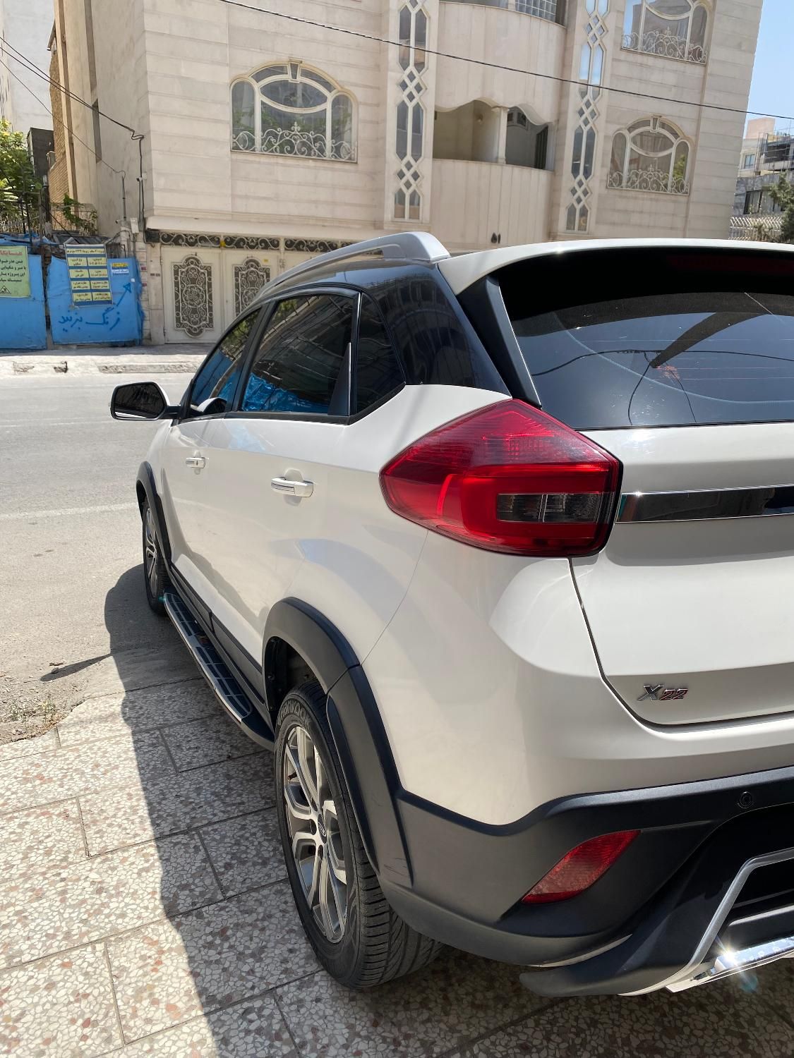 خودرو ام وی ام، X22 آگهی ann_19575897