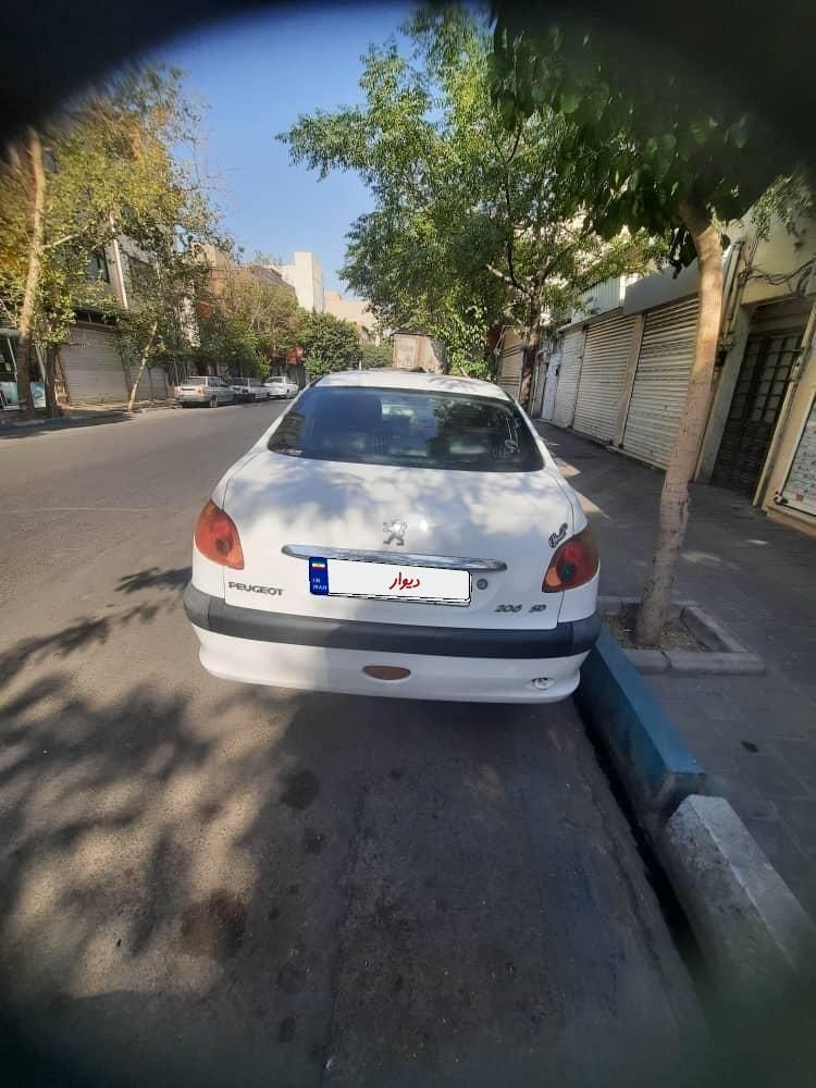 پژو 206 تیپ 5 - 1392