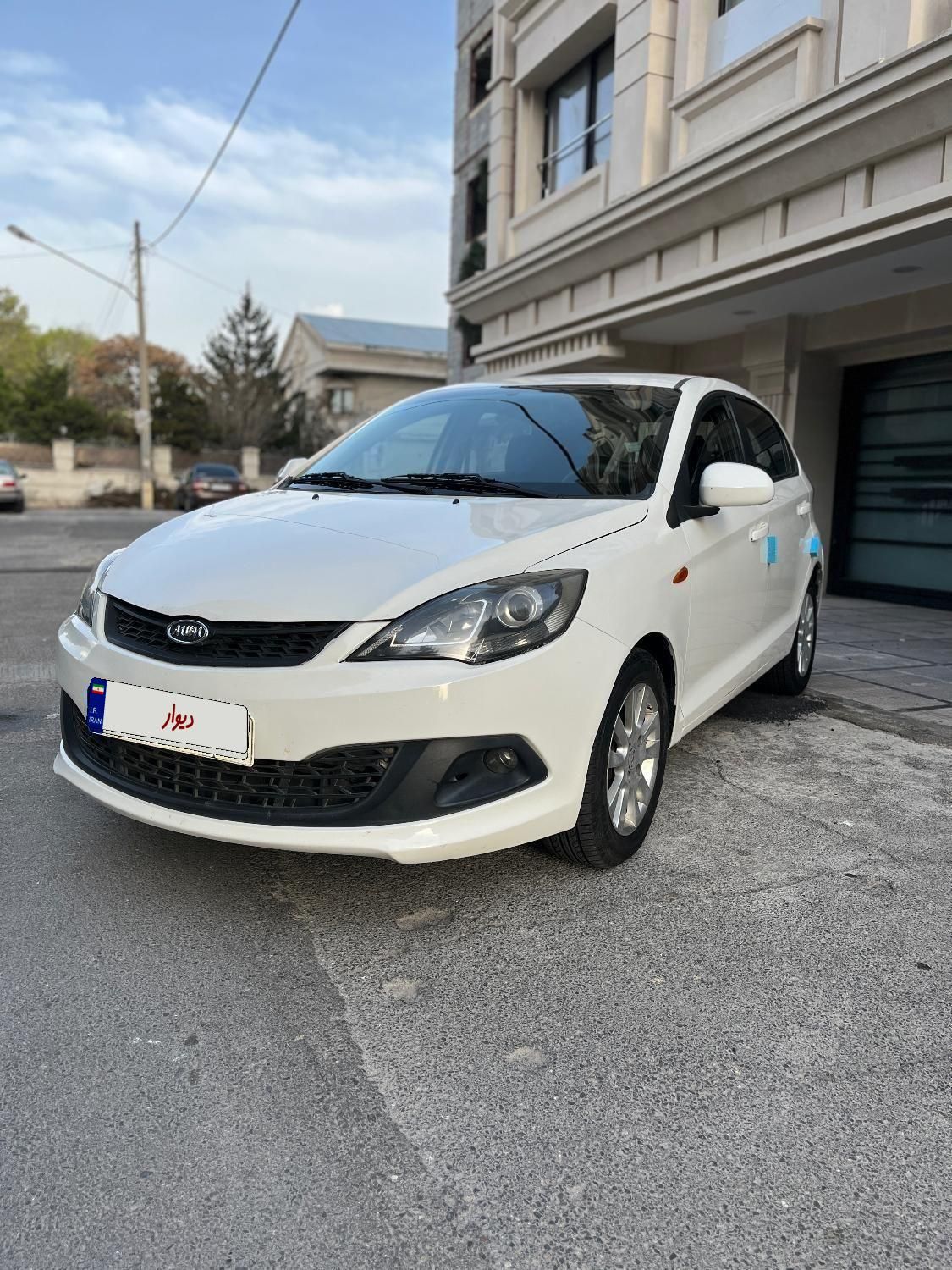 ام وی ام 315 هاچ بک اسپرت لاکچری - 1394