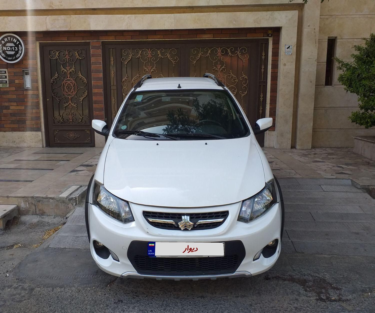 خودرو کوییک، معمولی آگهی ann_19576407