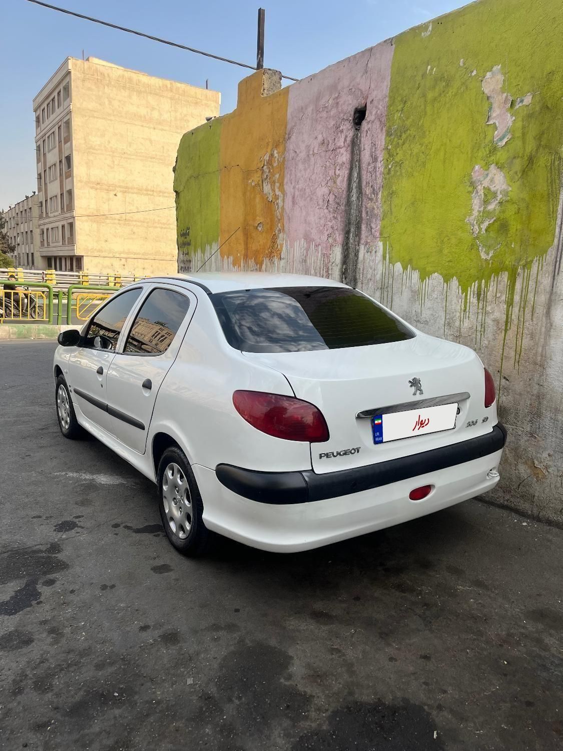پژو ۲۰۶ صندوق دار v8 - 1395