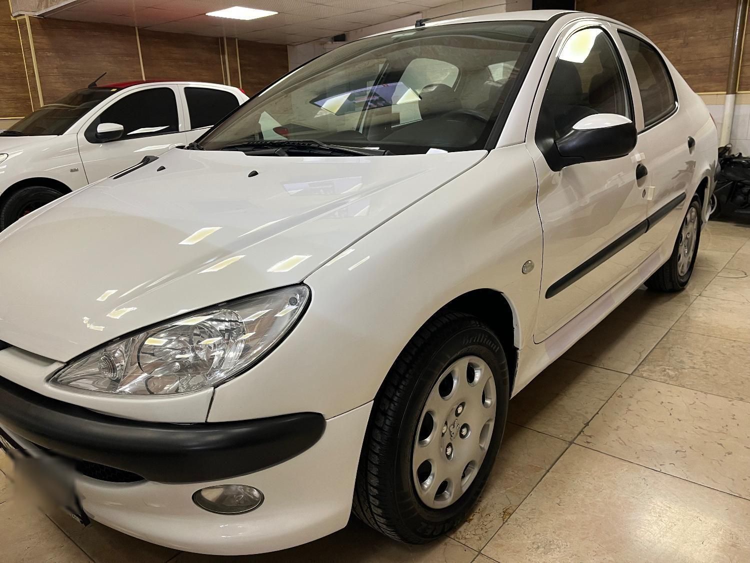 پژو ۲۰۶ صندوق دار v8 - 1395