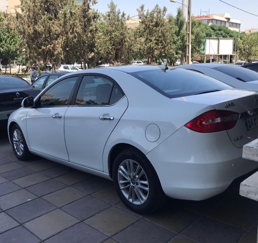 جک J5 اتوماتیک - 1394