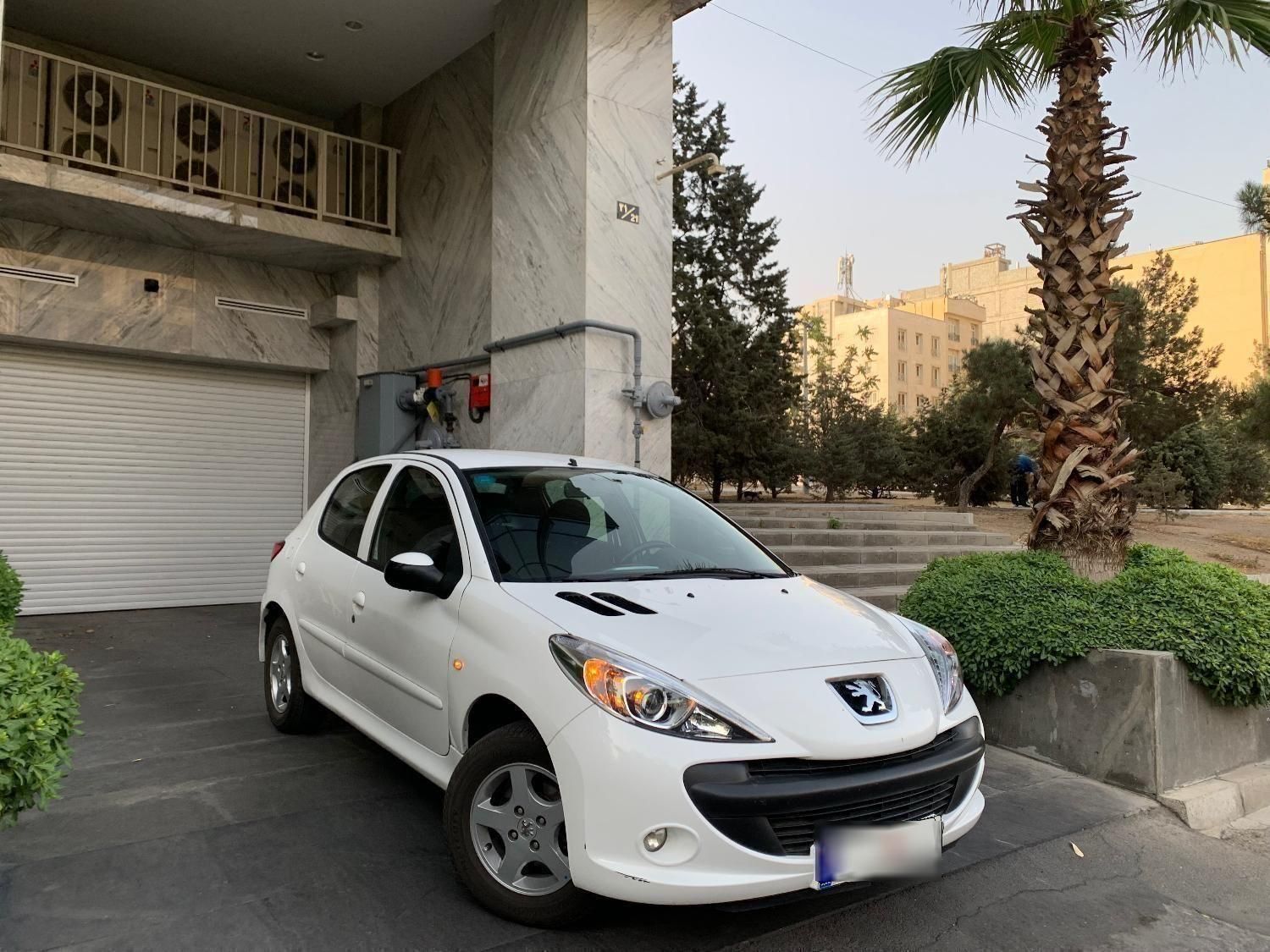 پژو 207 اتوماتیک - 1390