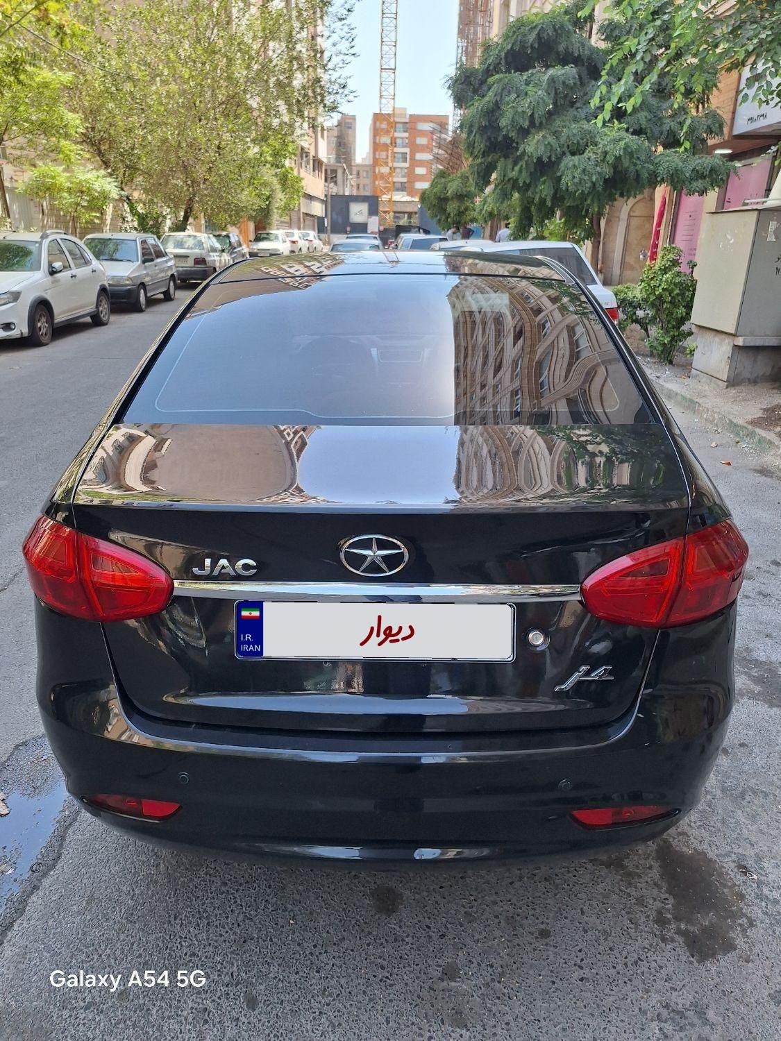جک J4 اتوماتیک ساده - 1402