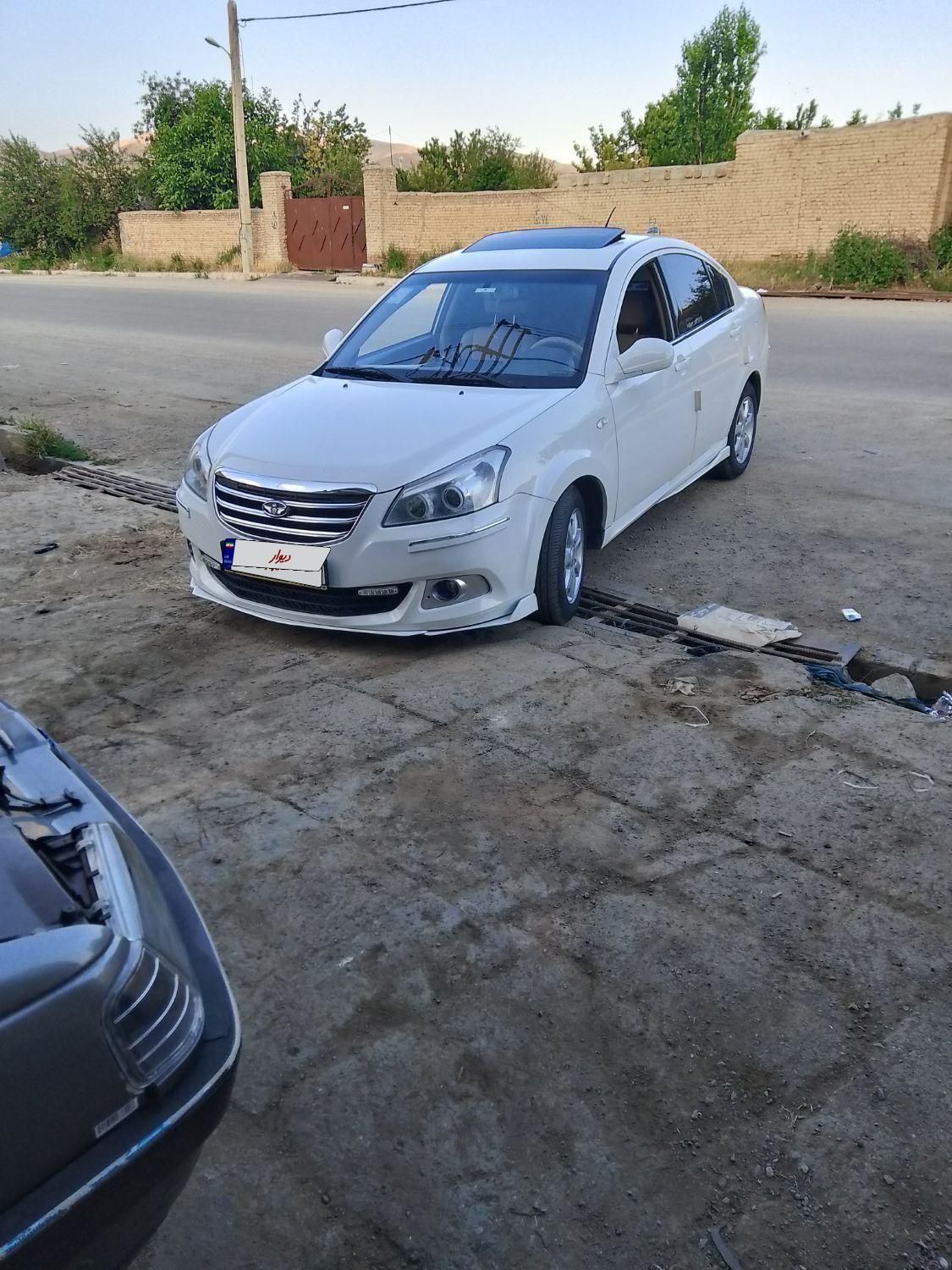 ام وی ام 550 اتوماتیک - 1395