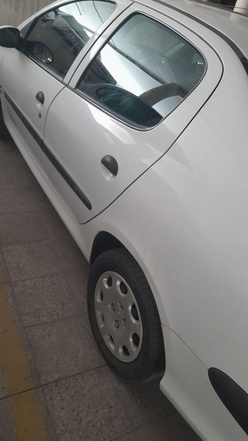 پژو ۲۰۶ صندوق دار v8 - 1393